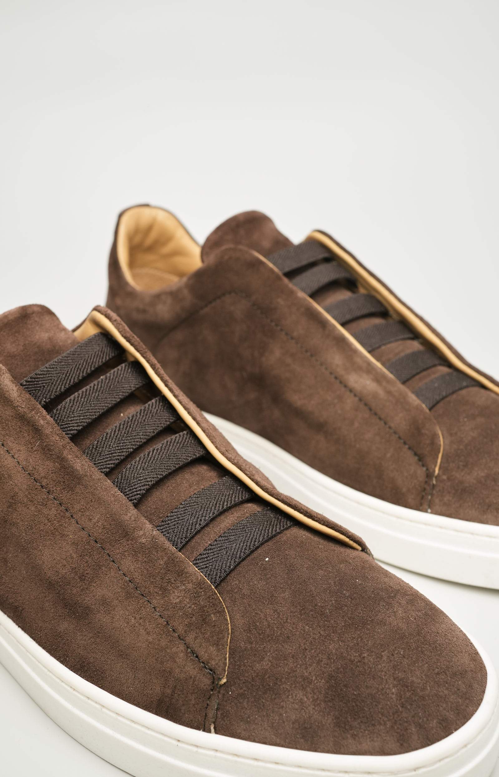 Sneakers slip-on in pelle scamosciata