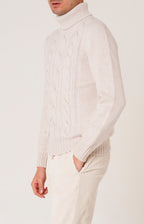 Dolcevita in lana a trecce