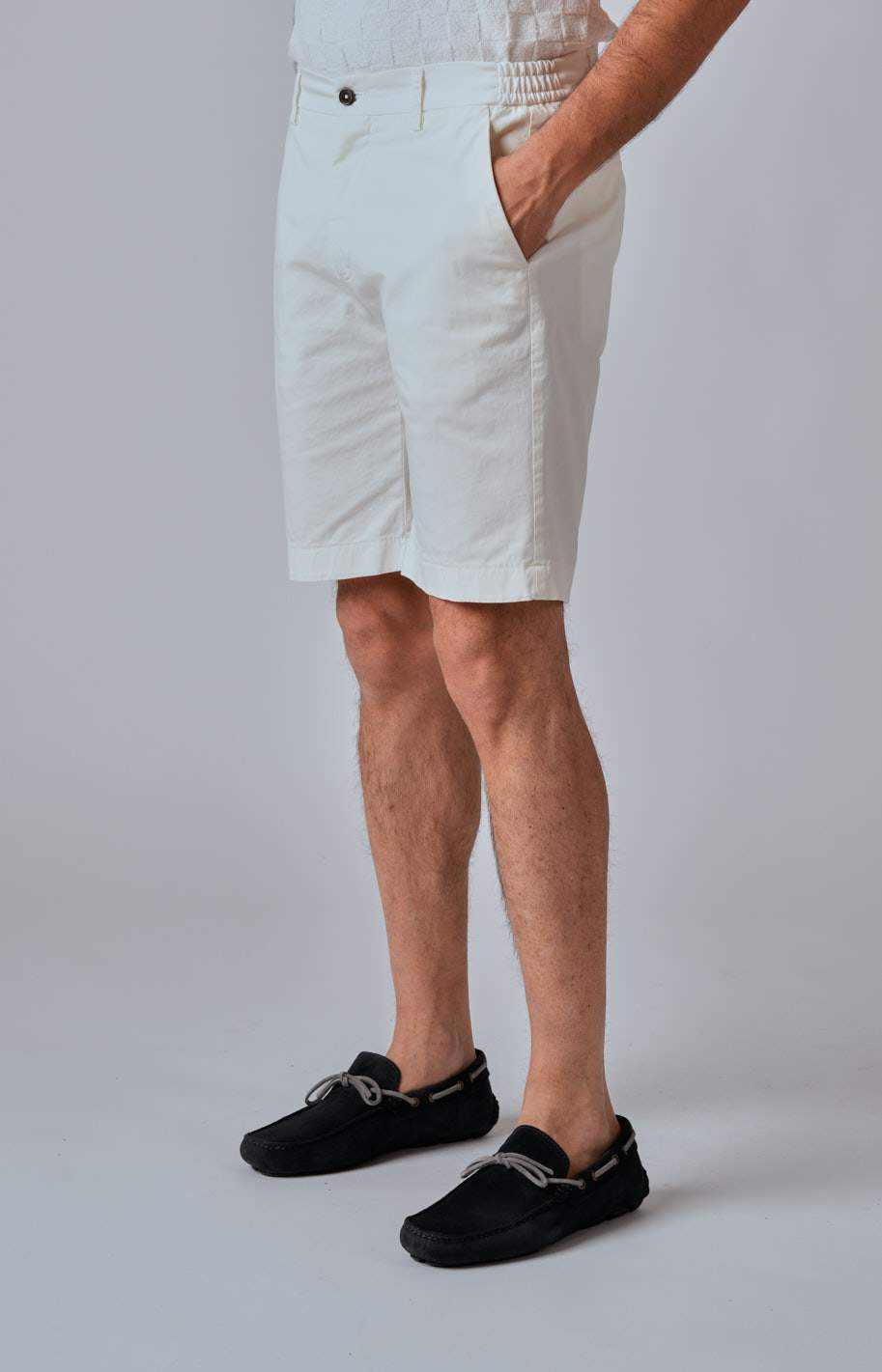 Comfortable cotton Bermuda shorts