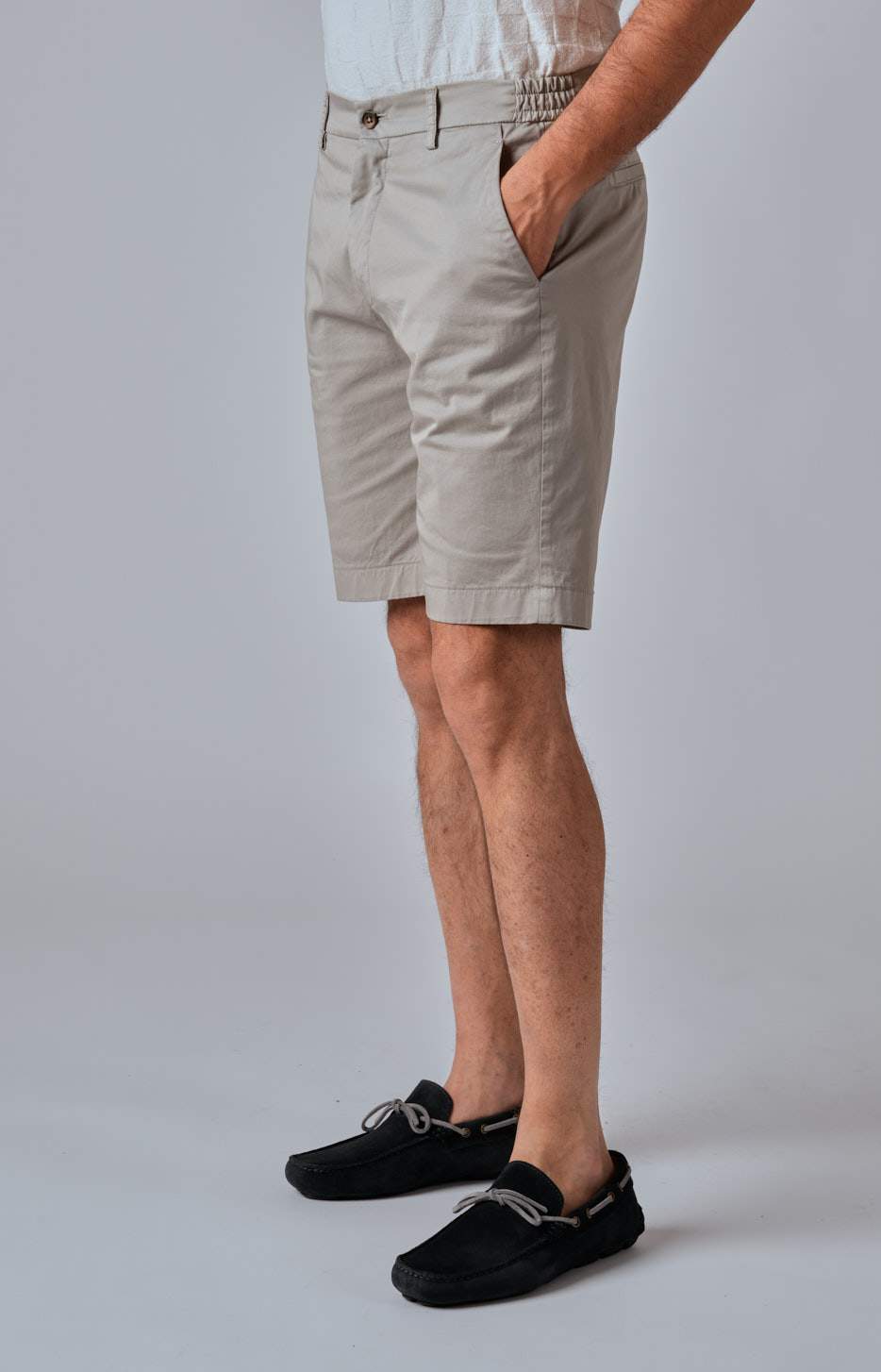 Comfortable cotton Bermuda shorts