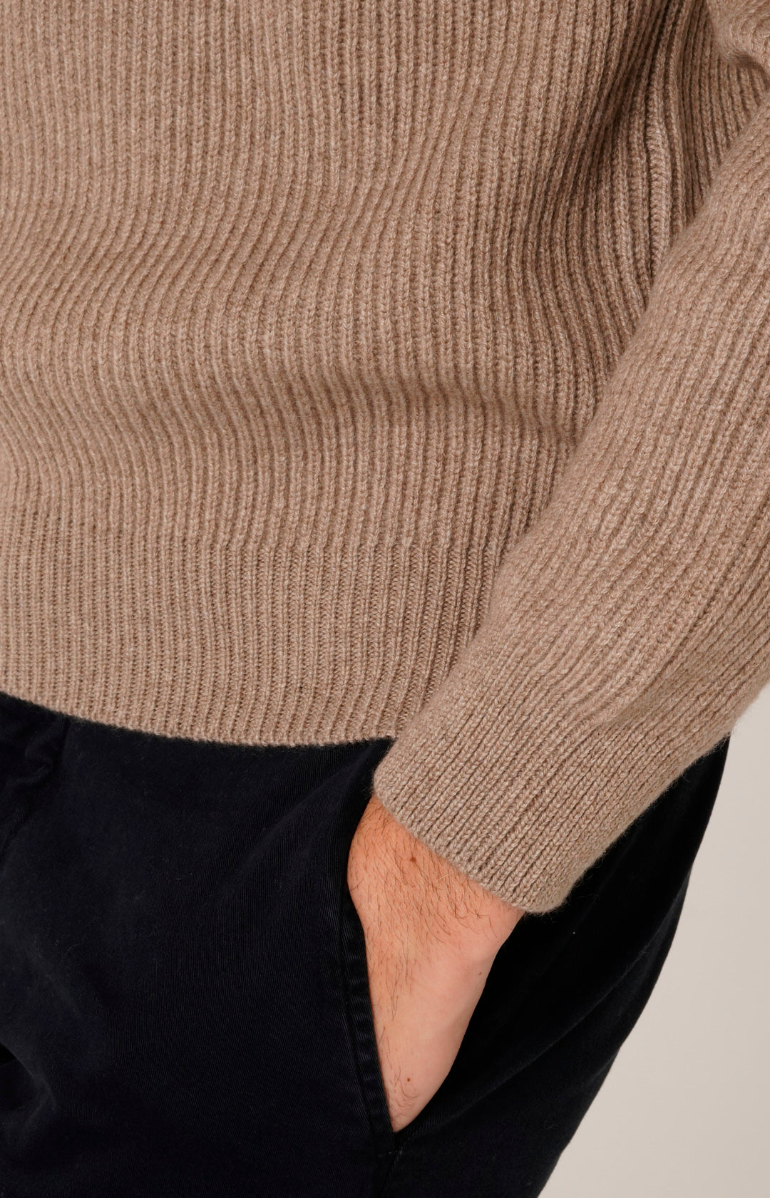 Ribbed cashmere crewneck