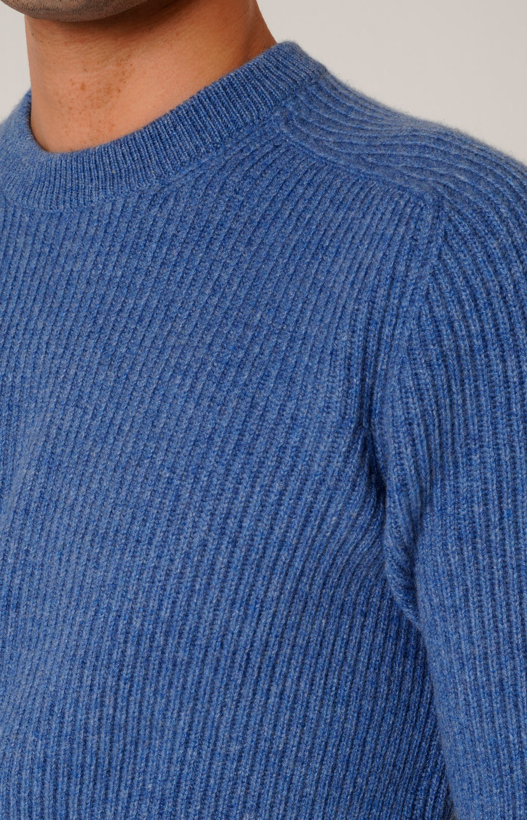 Girocollo in cashmere a coste