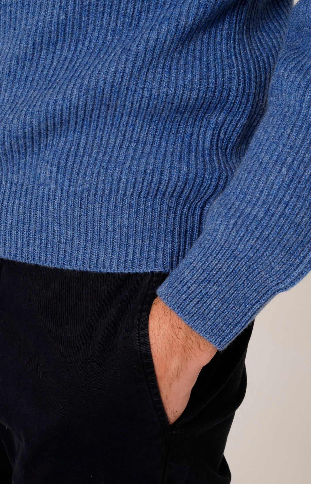 Girocollo in cashmere a coste