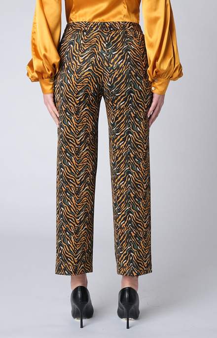 39058_MOD932_COL482_ 4