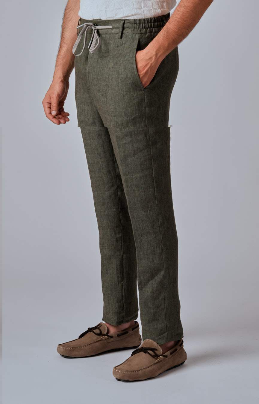 “Leisure Fit” linen trousers