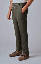 “Leisure Fit” linen trousers