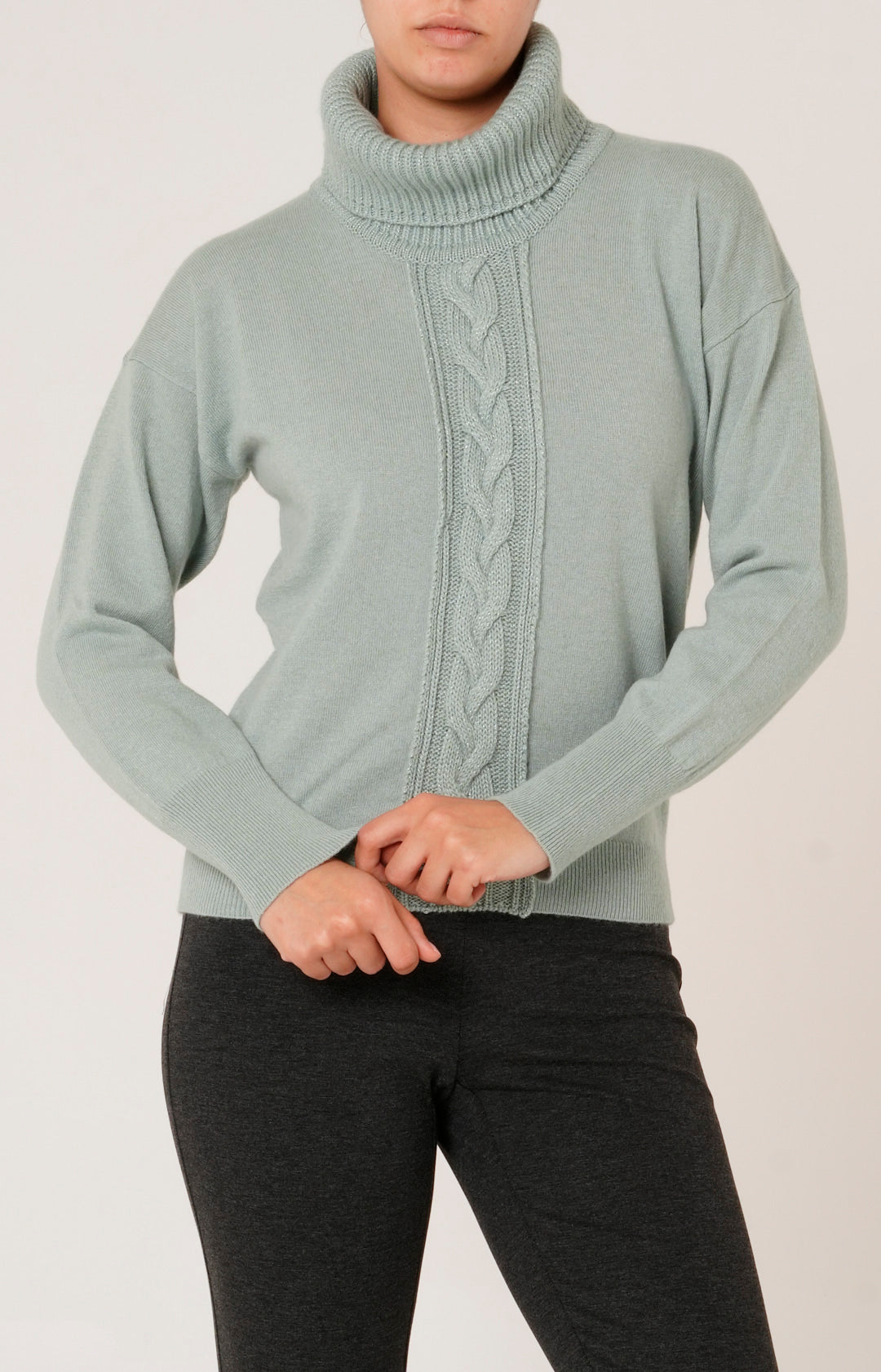 Dolcevita treccia in lana e cashmere