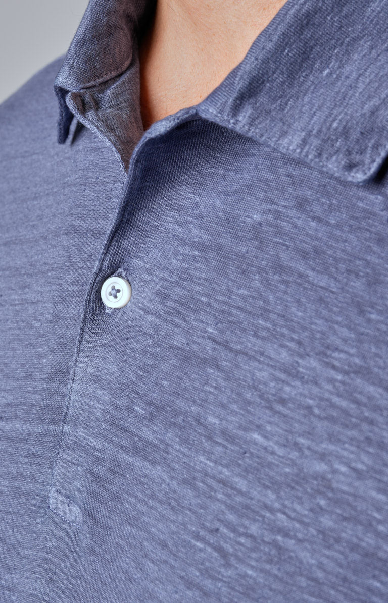 Short-sleeved polo shirt in ultra-light linen jersey