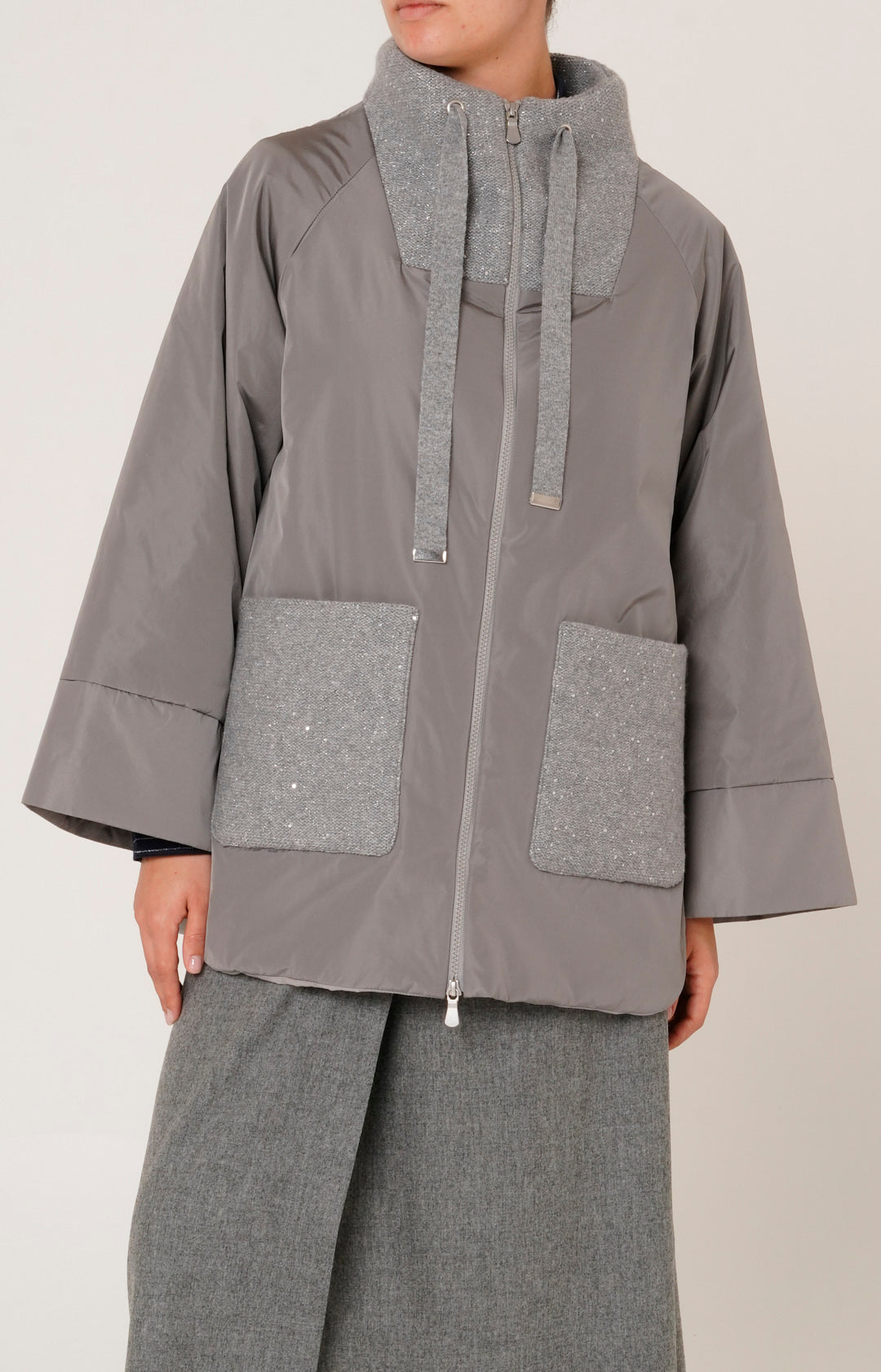 Piumino over in tessuto tecnico, lana e cashmere