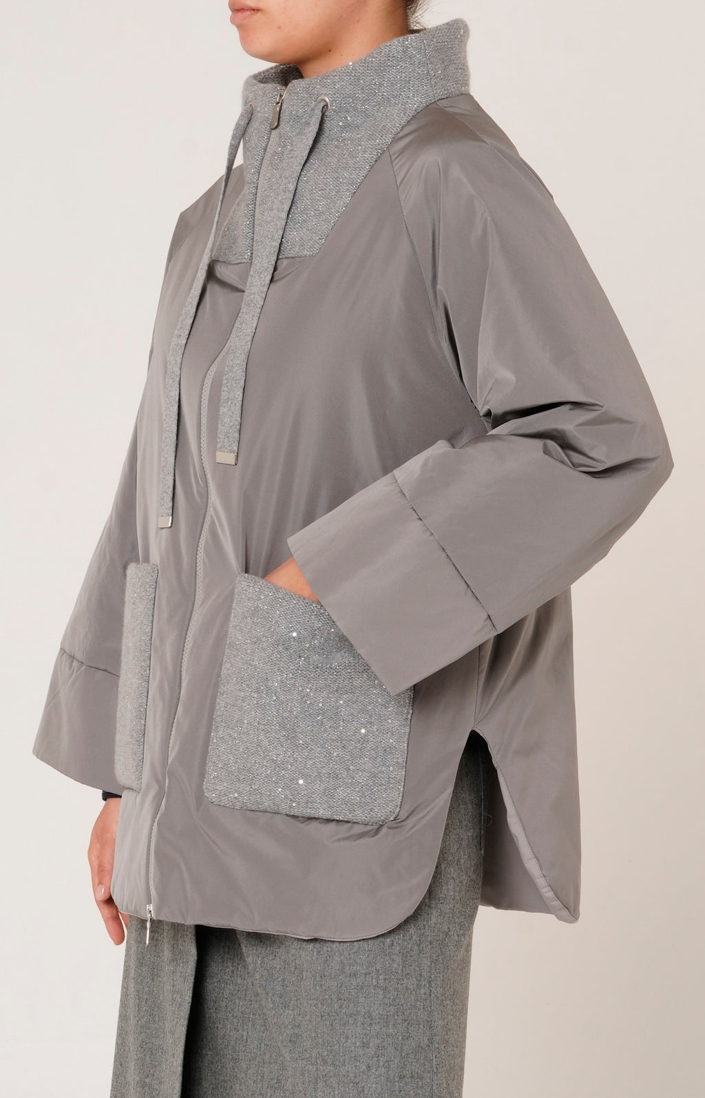 Piumino over in tessuto tecnico, lana e cashmere