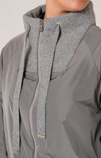 Piumino over in tessuto tecnico, lana e cashmere