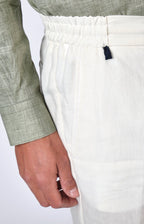 “Leisure fit” linen Bermuda shorts