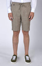 “Leisure fit” linen Bermuda shorts