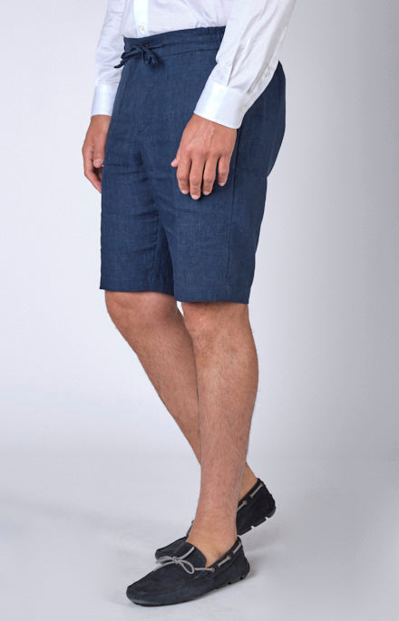 “Leisure fit” linen Bermuda shorts