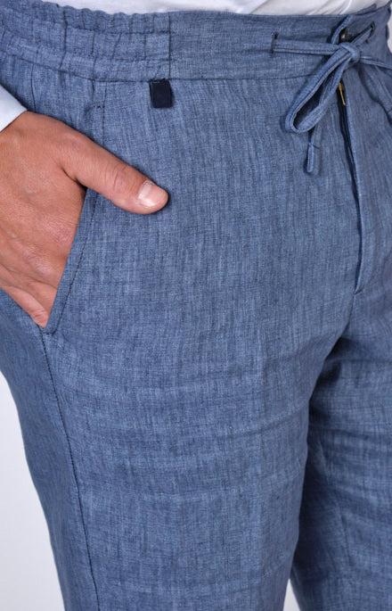 “Leisure fit” linen Bermuda shorts