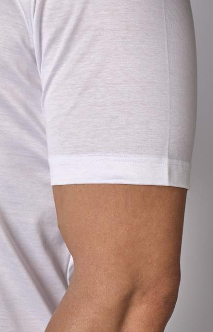Short-sleeved T-shirt in ultra-light Scottish yarn