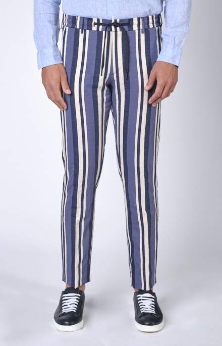 Pantalone “Leisure Fit” rigato