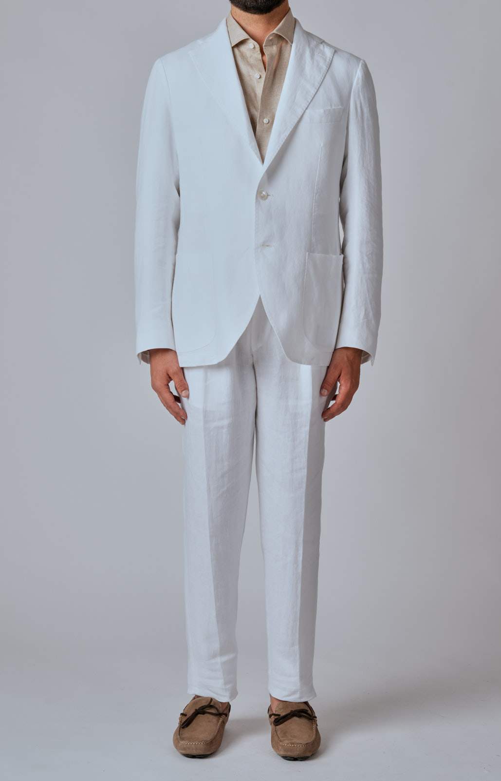 Linen suit with "leisure fit" trousers