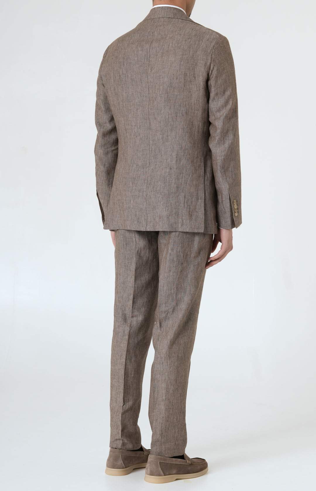 Linen suit with "leisure fit" trousers