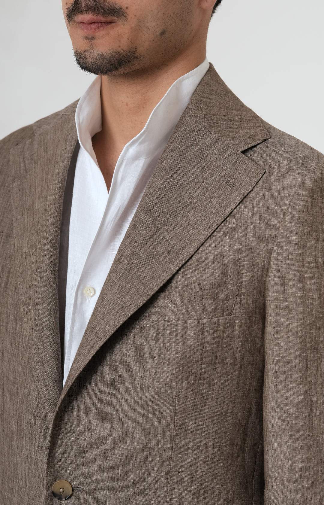 Linen suit with "leisure fit" trousers