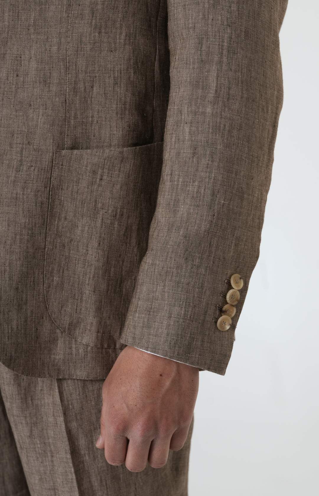 Linen suit with "leisure fit" trousers