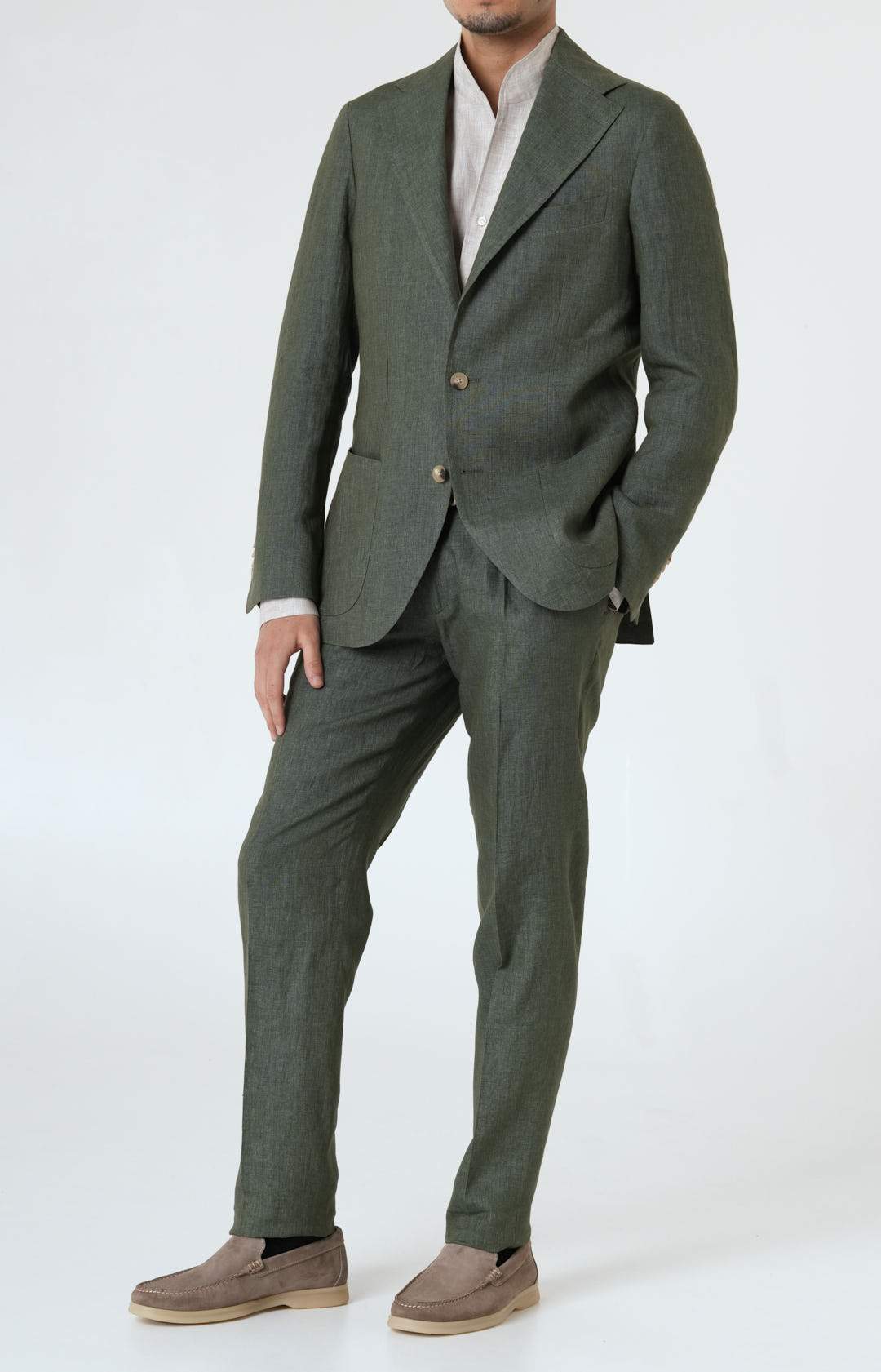 Linen suit with "leisure fit" trousers