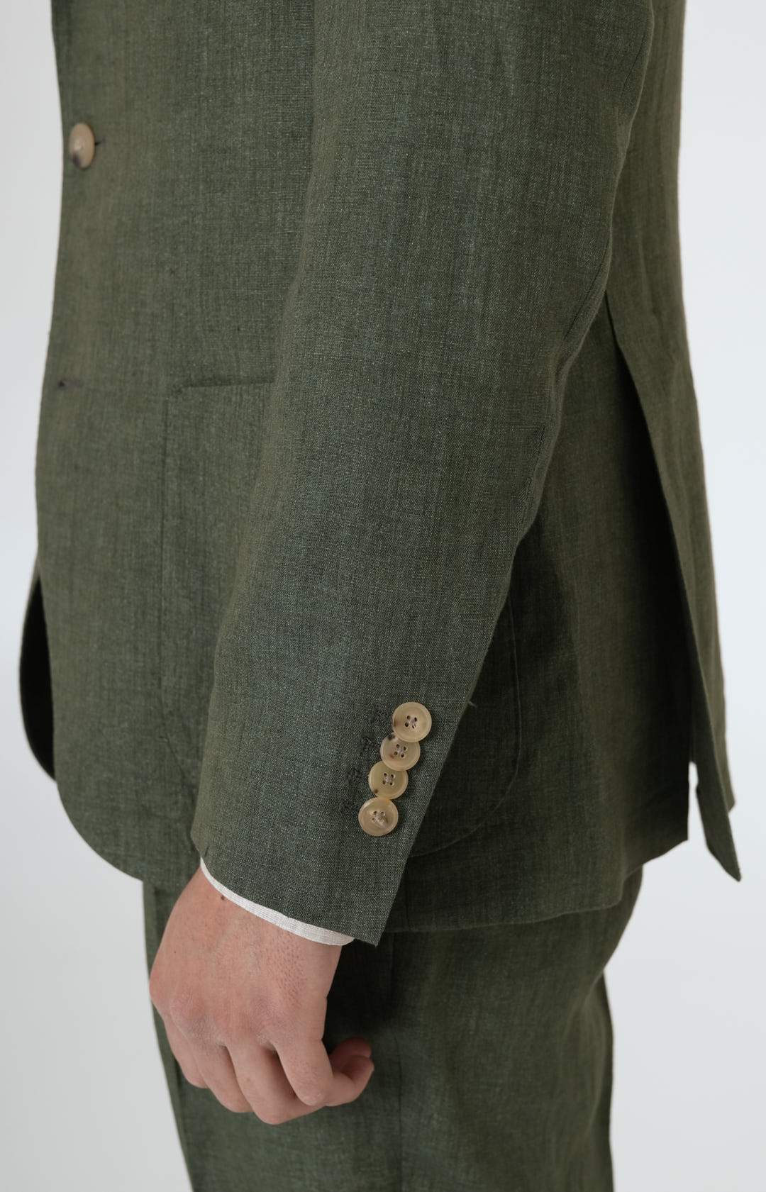 Linen suit with "leisure fit" trousers