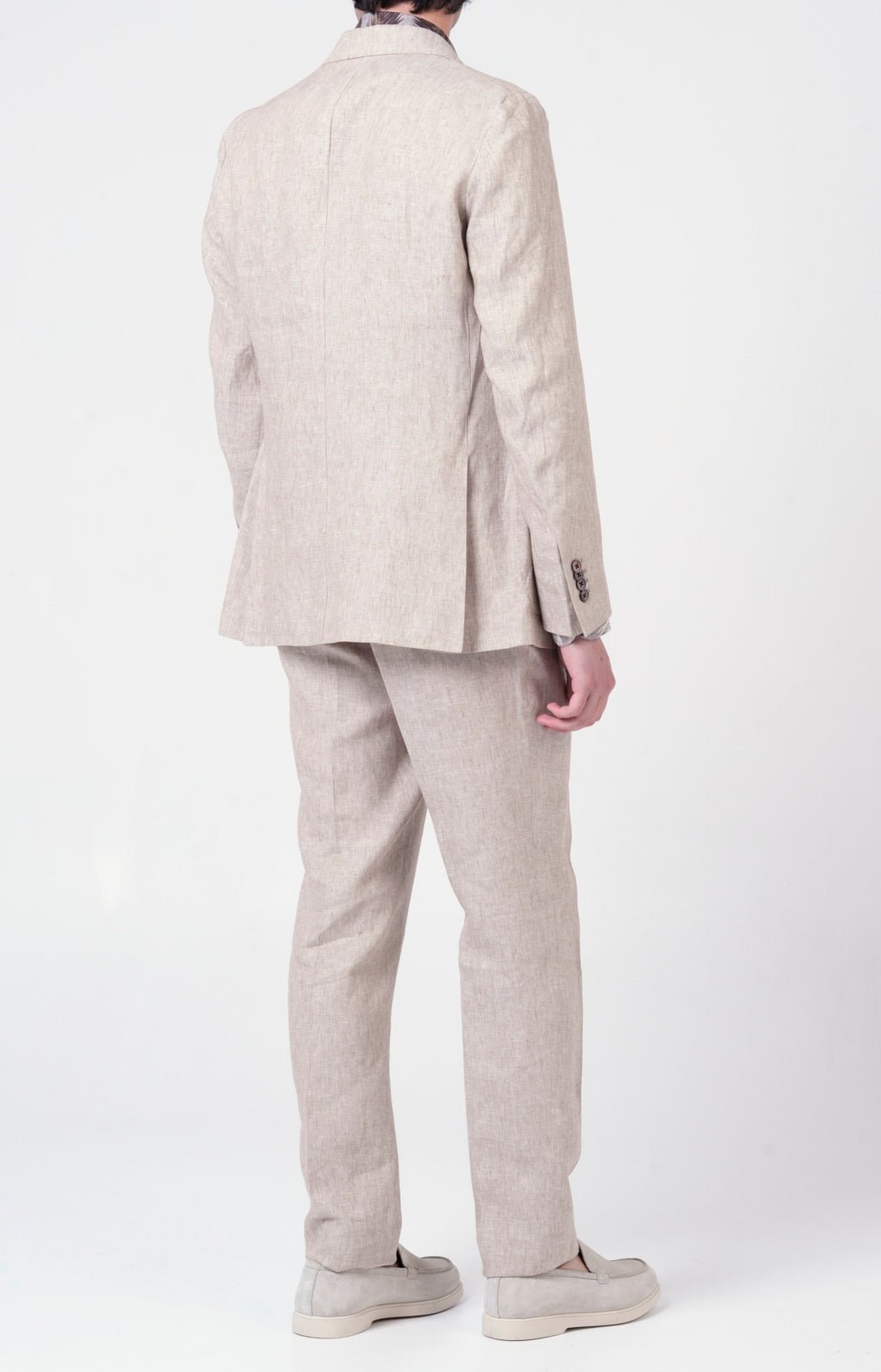 Linen suit with "leisure fit" trousers
