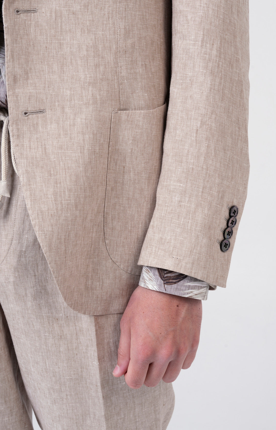 Abito in lino con pantalone "leisure fit"