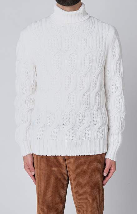 Cable-knit wool and cashmere turtleneck