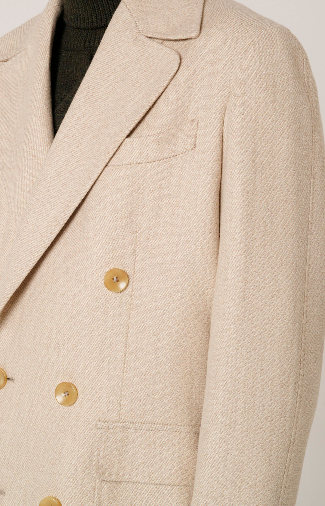 Cappotto doppiopetto con martingala