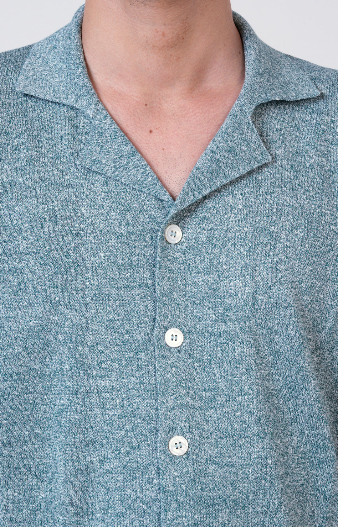 Short-sleeved shirt in linen and cotton knit