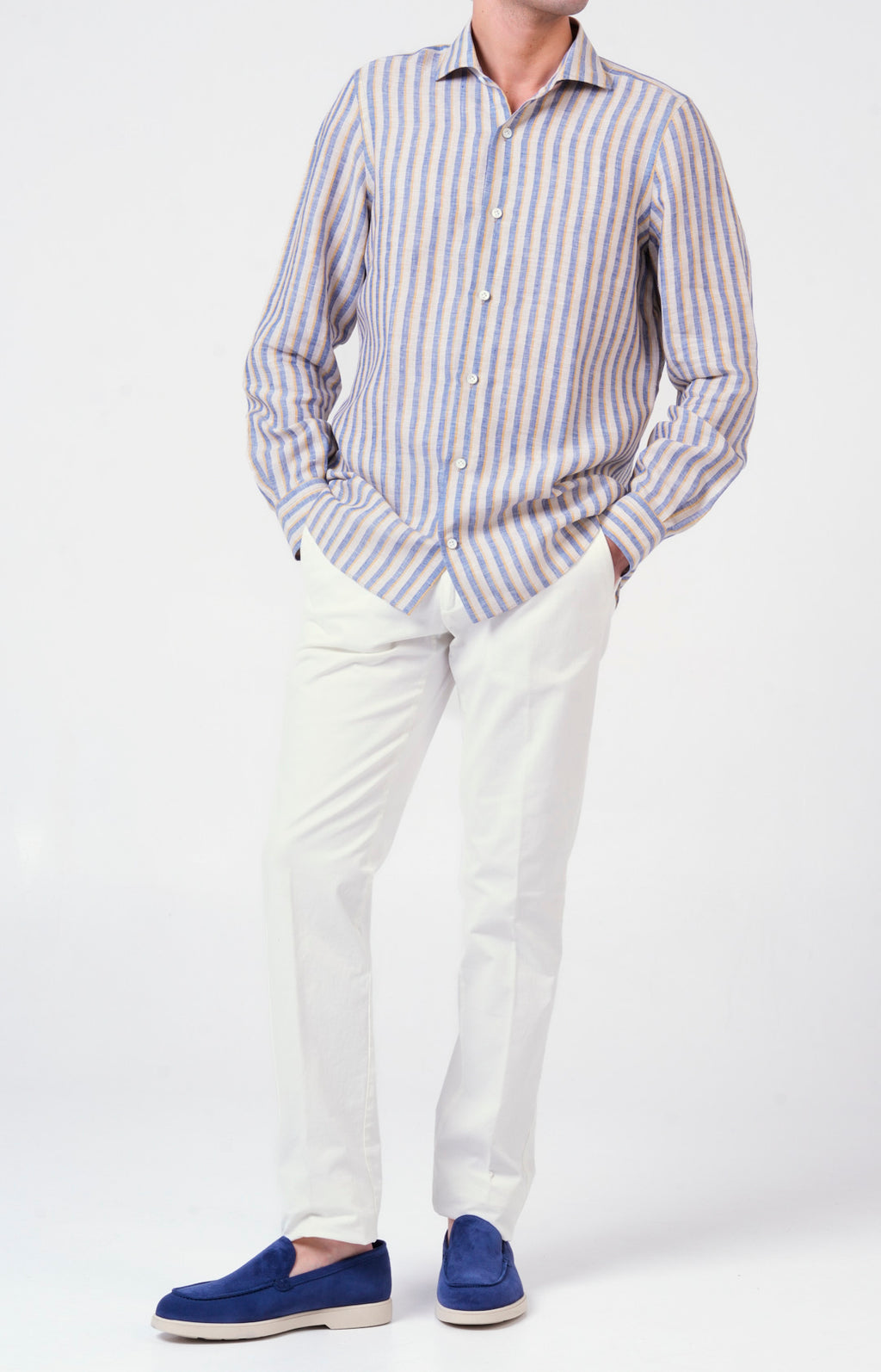 Camicia in lino rigato con collo francese