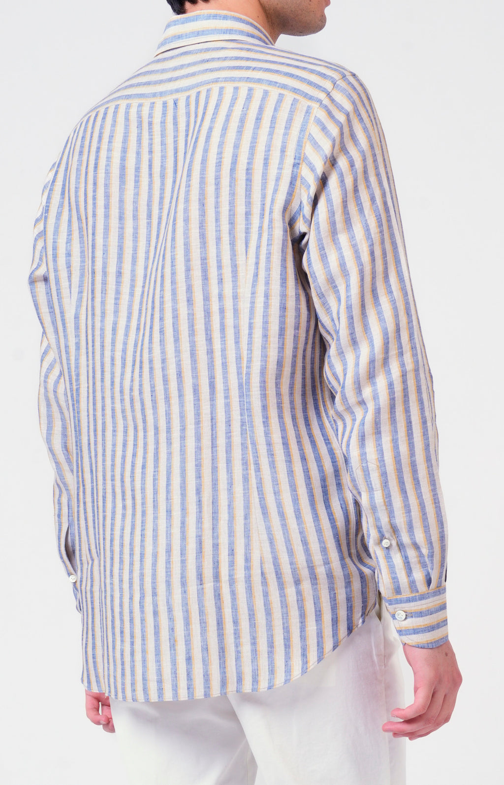 Camicia in lino rigato con collo francese