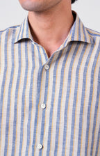 Camicia in lino rigato con collo francese
