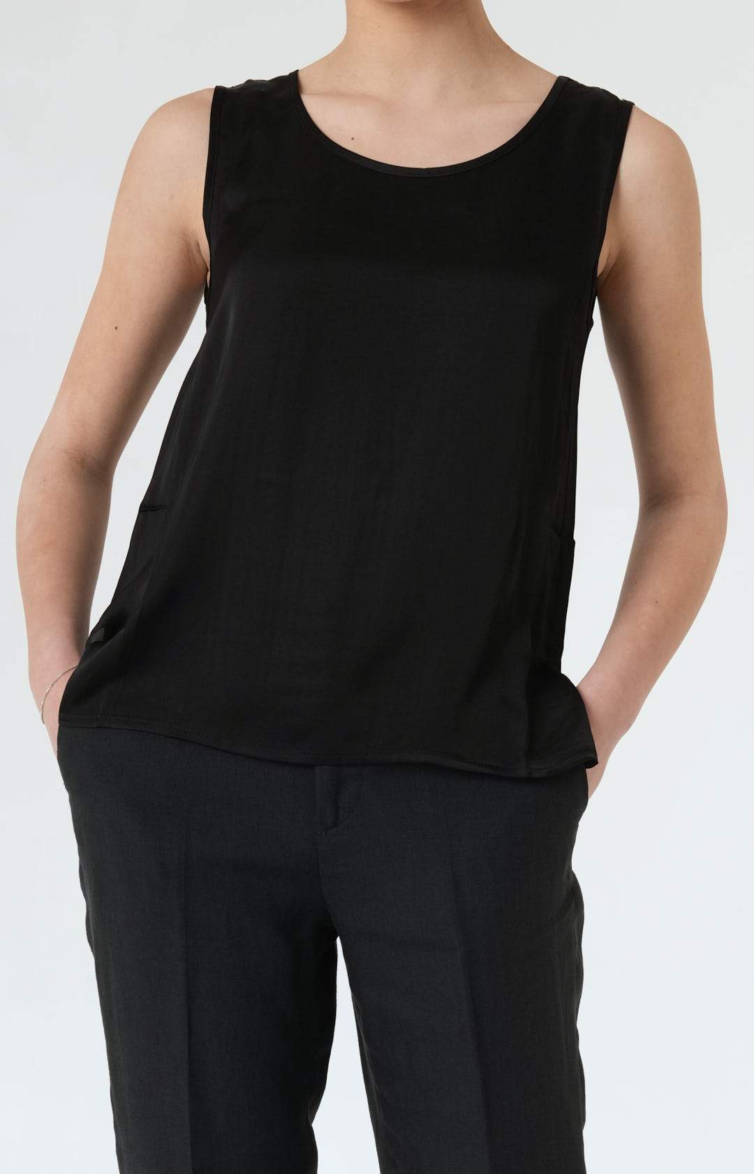 Canotta con spallina larga