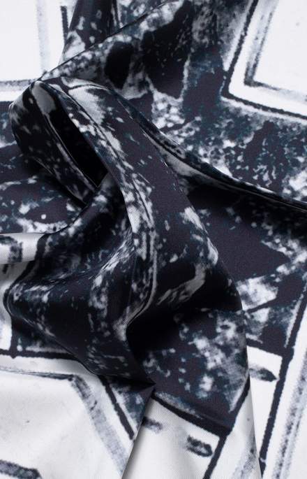 Foulard in pura seta riproduzione riggiola napoletana 1_3