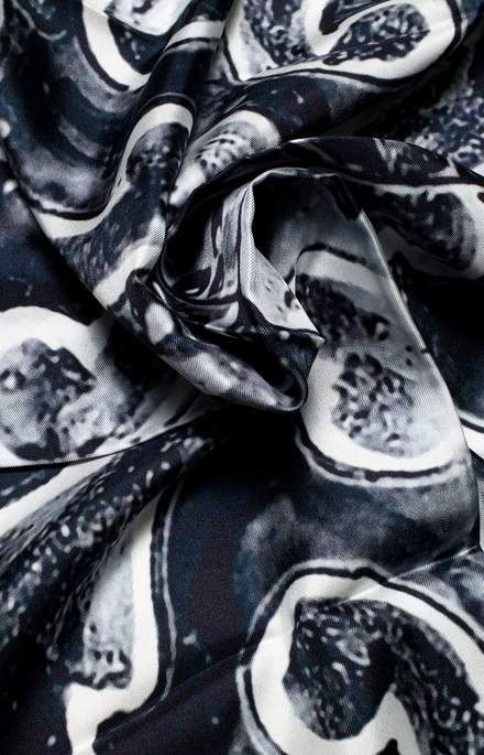 Foulard in pura seta riproduzione riggiola napoletana 5_3