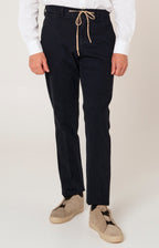 "Leisure Fit" trousers in stretch gabardine