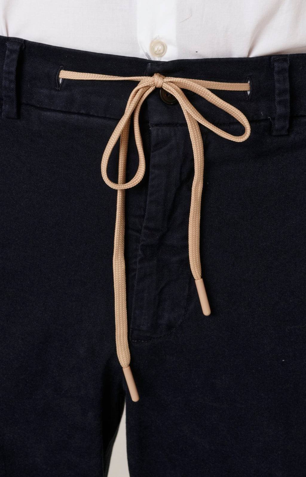 "Leisure Fit" trousers in stretch gabardine