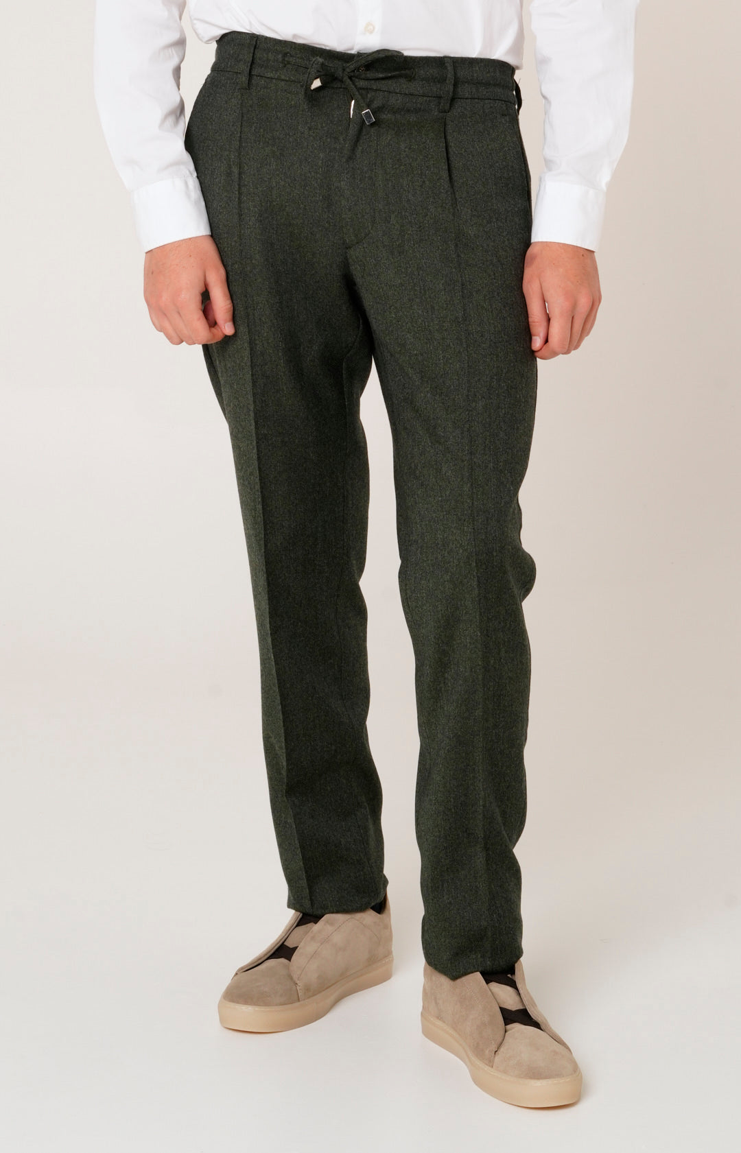 Pantalone "Leisure Fit" in flanella con pinces