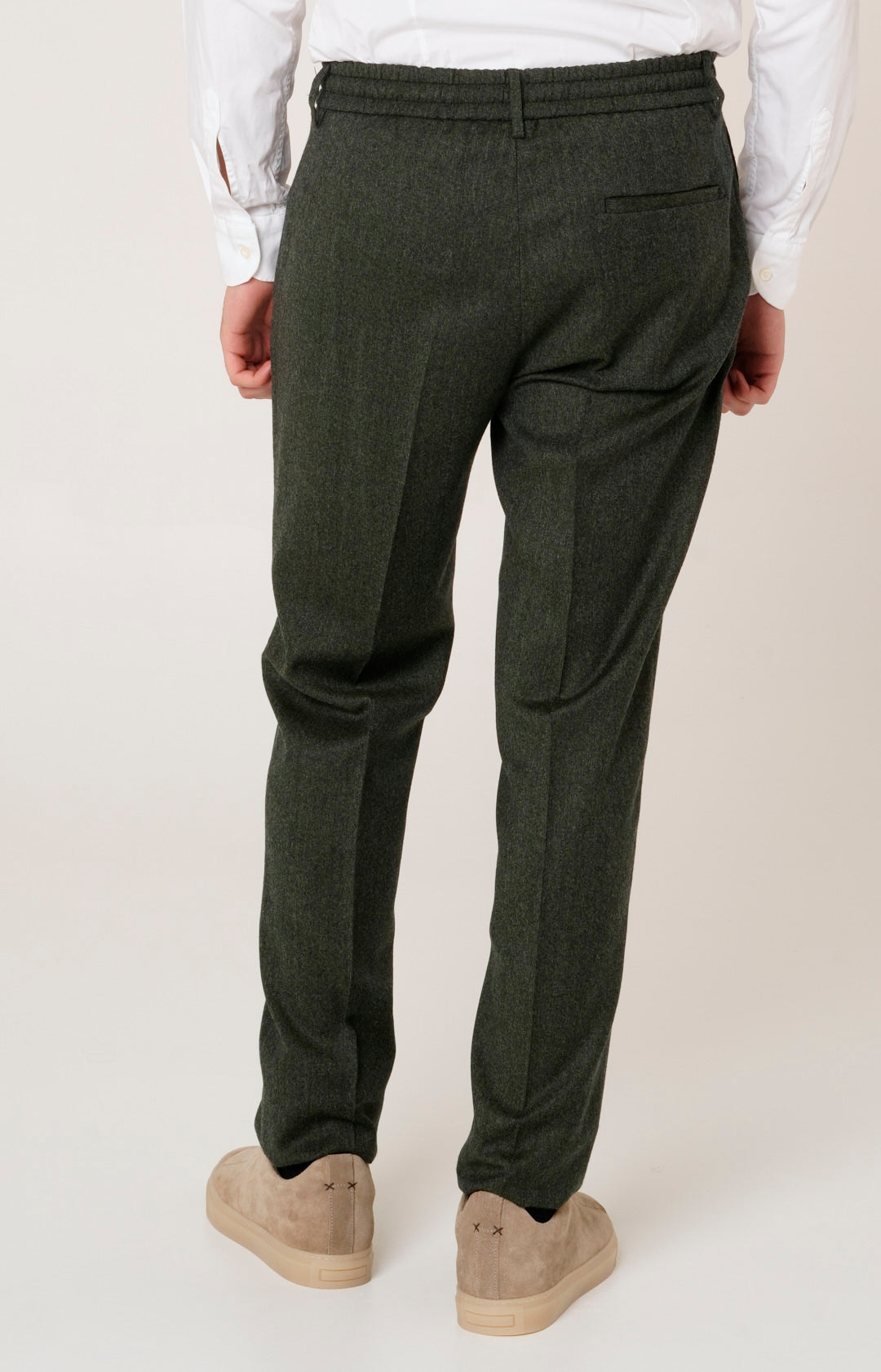 Pantalone "Leisure Fit" in flanella con pinces