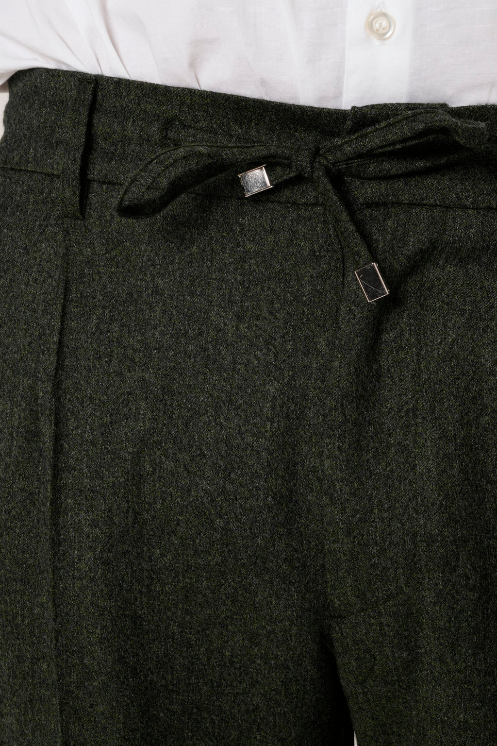 Pantalone "Leisure Fit" in flanella con pinces