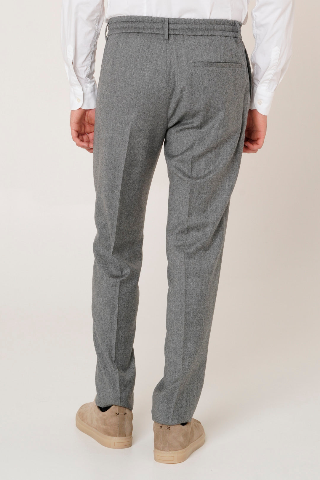 Pantalone "Leisure Fit" in flanella con pinces
