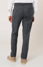 Pantalone "Leisure Fit" in flanella con pinces