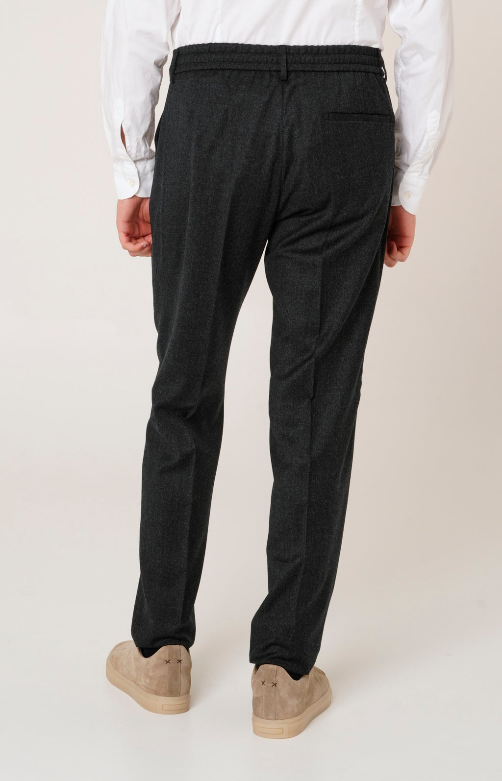 Pantalone "Leisure Fit" in flanella con pinces