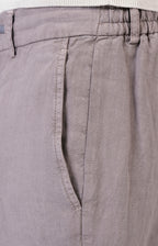 “Leisure Fit” linen trousers