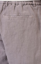 “Leisure Fit” linen trousers