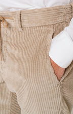 "Leisure Fit" trousers in stretch velvet