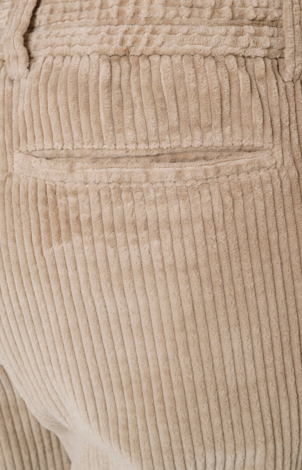 "Leisure Fit" trousers in stretch velvet